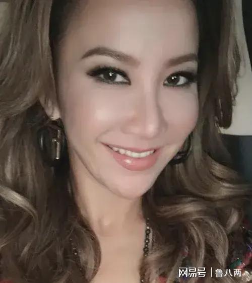 李玟的学生爆料视频大全,揭秘明星背后的真实故事  第2张